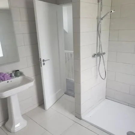 Charming House In County Vakantiehuis